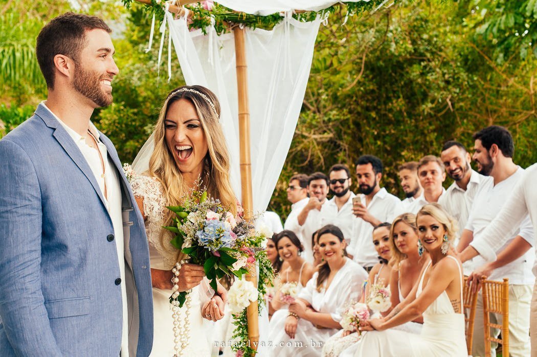 casamento na praia, praia, casamento, casando na praia, ideias de casamento na praia, locais para casar na praia, noiva na praia, ensaio na praia