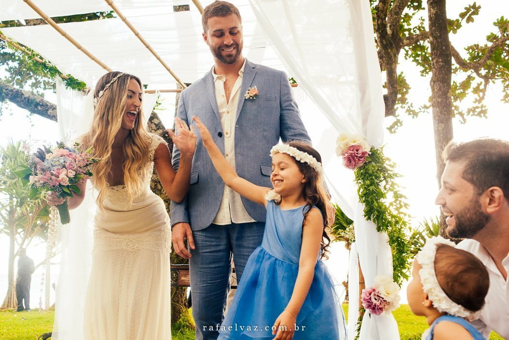 casamento na praia, praia, casamento, casando na praia, ideias de casamento na praia, locais para casar na praia, noiva na praia, ensaio na praia