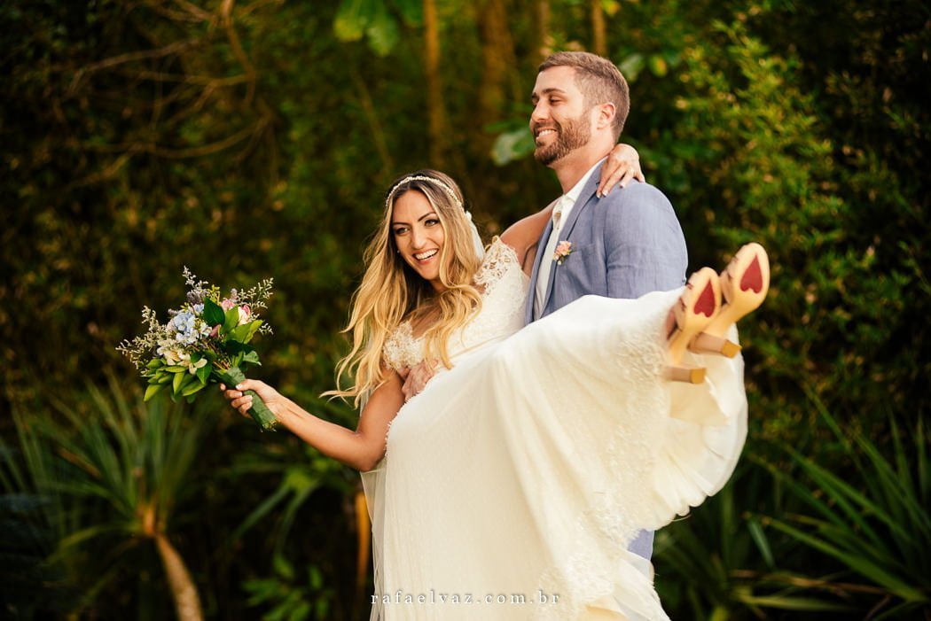 casamento na praia, praia, casamento, casando na praia, ideias de casamento na praia, locais para casar na praia, noiva na praia, ensaio na praia