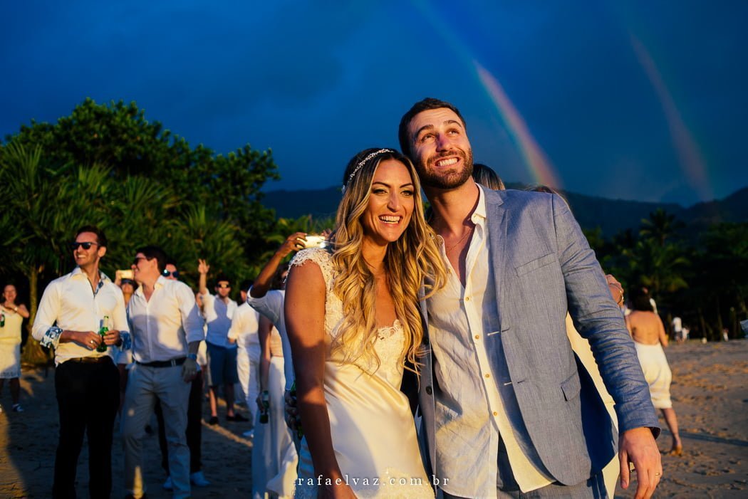 casamento na praia, praia, casamento, casando na praia, ideias de casamento na praia, locais para casar na praia, noiva na praia, ensaio na praia