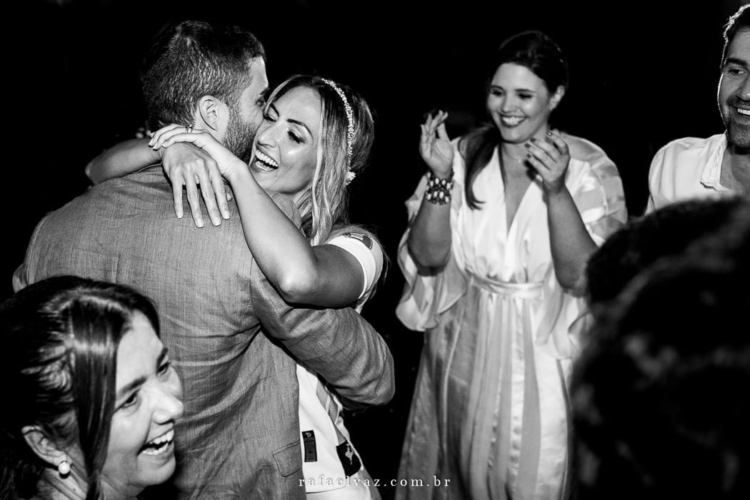 casamento na praia, praia, casamento, casando na praia, ideias de casamento na praia, locais para casar na praia, noiva na praia, ensaio na praia