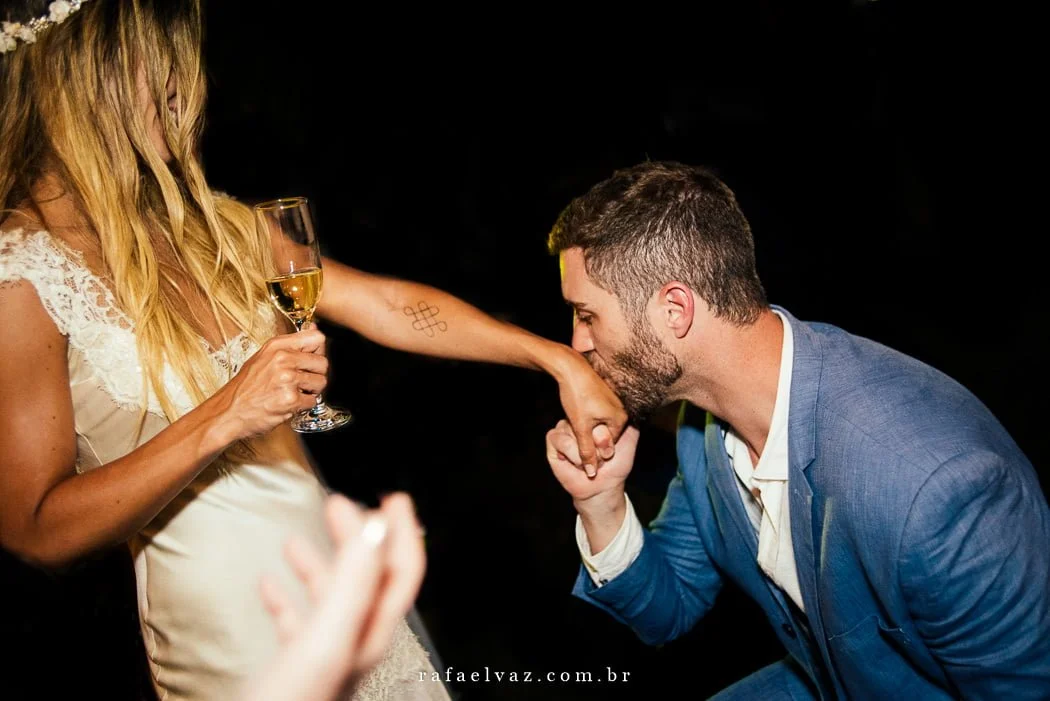 casamento na praia, praia, casamento, casando na praia, ideias de casamento na praia, locais para casar na praia, noiva na praia, ensaio na praia