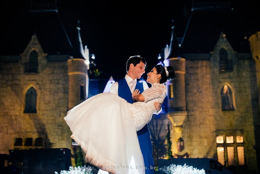 Casamento no Castelo de Itaipava, casamento no castelo de itaipava, castelo de itaipava eventos, castelo de itaipava hotel, castelo de itaipava historia, castelo de itaipava petropolis, castelo de itaipava casamento preço, castelo de itaipava eventos rj, castelo de itaipava como chegar, castelo de itaipava fotos, fotos do castelo de itaipava, fotografo rafael vaz, fotografo de casamento castelo de itaipava, casar em castelo, casar em um castelo, casar no castelo, castelo, castelo itaipava, casamentos rj, fotos no castelo, noivos no castelo, noivos no castelo de itaipava