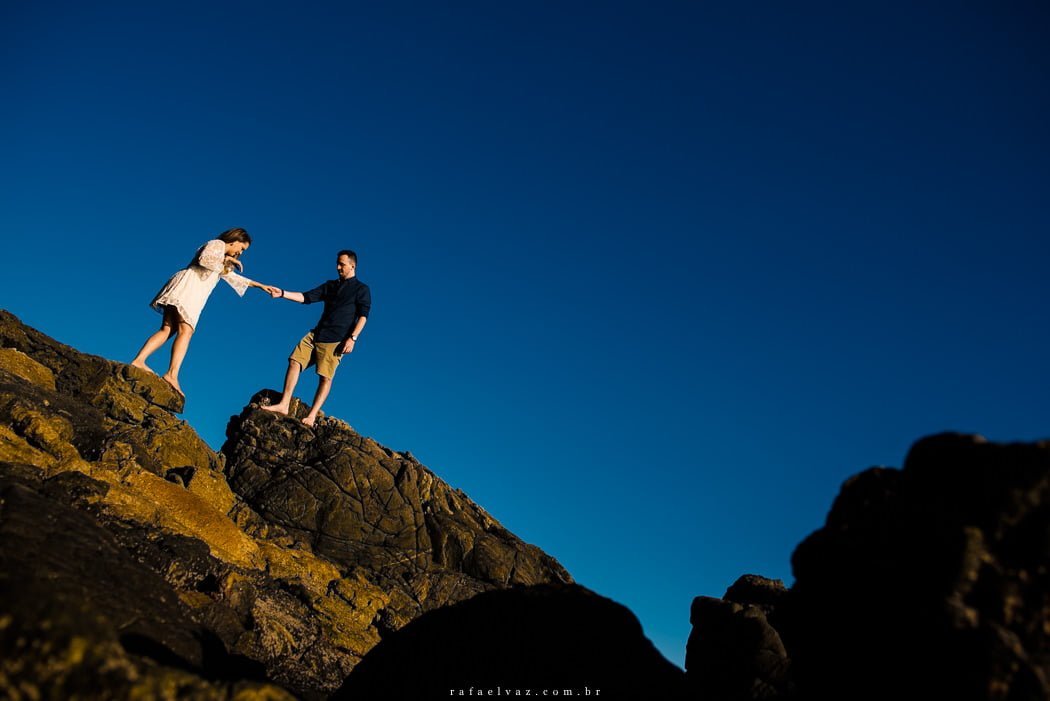 Pré Wedding na praia, ensaio de casamento, ensaio de casal, ensaio na praia, ensaio de fotos na praia, ensaio de dia, ensaio de casal de dia, pré wedding na praia
