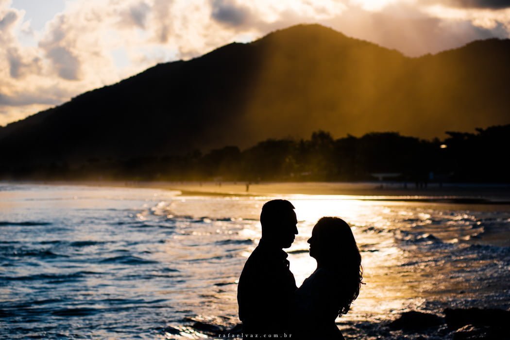 Pré Wedding na praia, ensaio de casamento, ensaio de casal, ensaio na praia, ensaio de fotos na praia, ensaio de dia, ensaio de casal de dia, pré wedding na praia