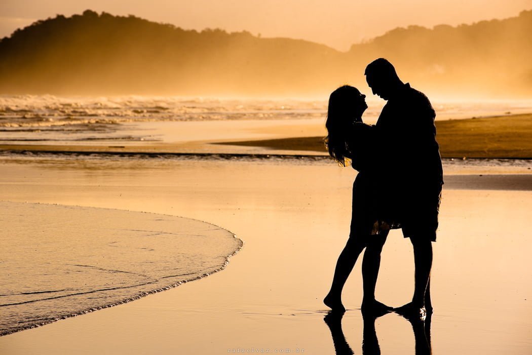 Pré Wedding na praia, ensaio de casamento, ensaio de casal, ensaio na praia, ensaio de fotos na praia, ensaio de dia, ensaio de casal de dia, pré wedding na praia