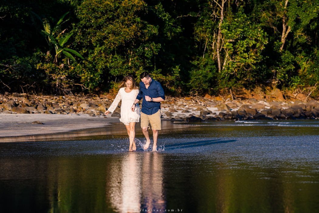 Pré Wedding na praia, ensaio de casamento, ensaio de casal, ensaio na praia, ensaio de fotos na praia, ensaio de dia, ensaio de casal de dia, pré wedding na praia