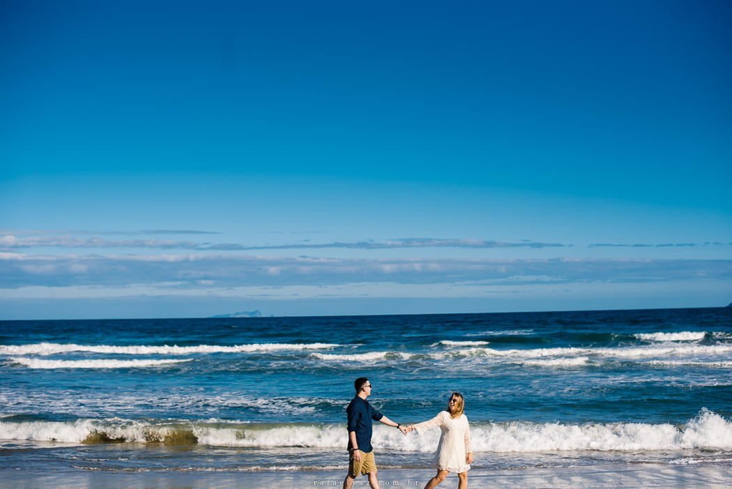 Pré Wedding na praia, ensaio de casamento, ensaio de casal, ensaio na praia, ensaio de fotos na praia, ensaio de dia, ensaio de casal de dia, pré wedding na praia
