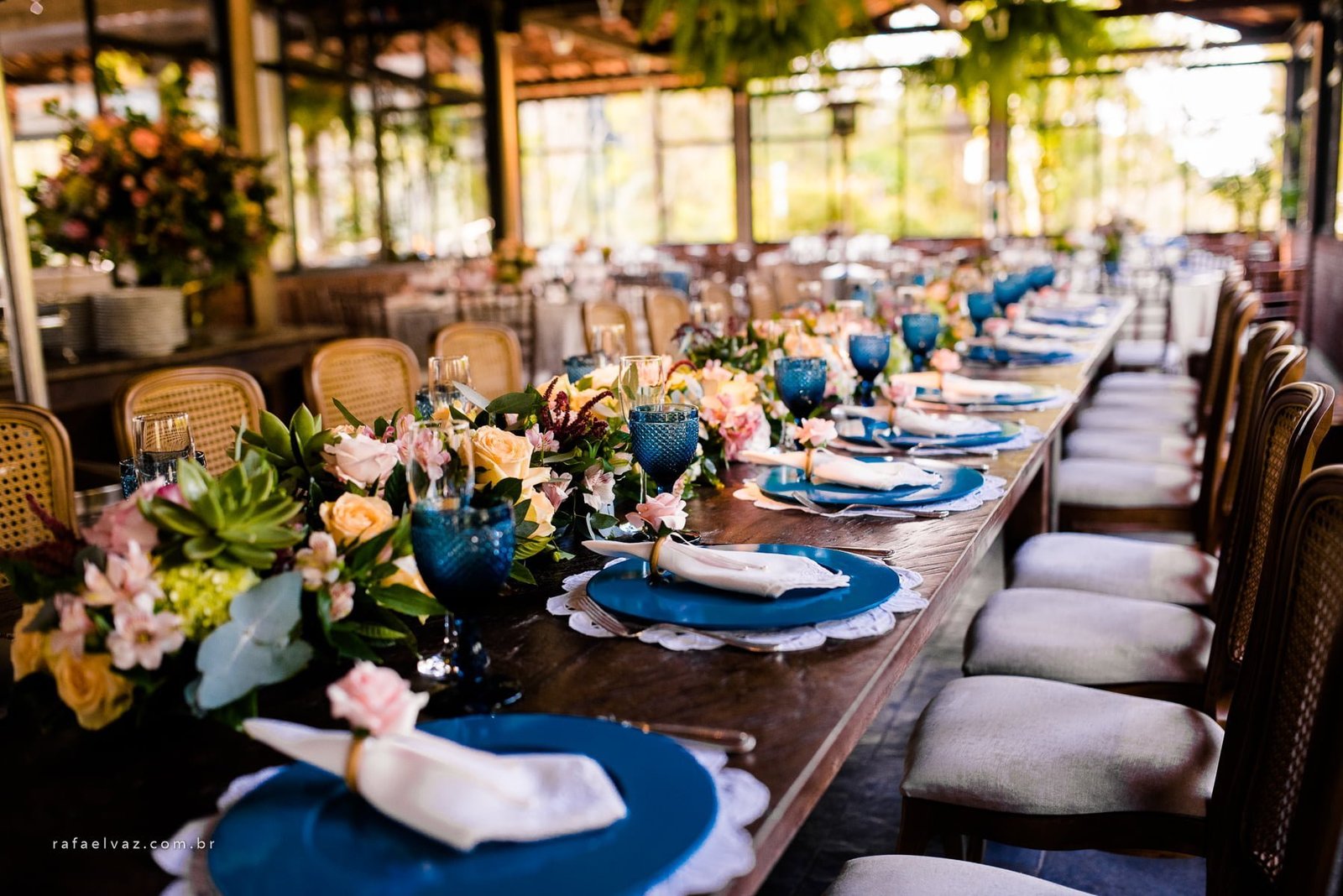 Casamento no Espaço Serra do Mar a noite, casamento no campo, casamento a noite, casamento no campo a noite, casamento em sp, casamento em sao paulo, decoração de casamento no campo, decoração de casamento rustico, decoração de casamento, flores no casamento, lucas anderi, vestido de noiva, vestida de noiva, vestido de noiva lucas anderi, rafael vaz fotografo, rafael vaz fotografia, casar no campo, say i do