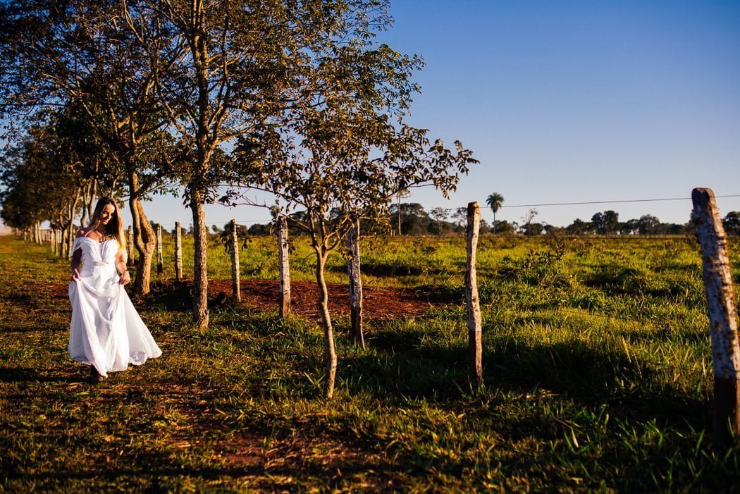 Ensaio de noiva, vestido de noiva, vestida de noiva, fotos de noiva em bonito, ensaio, pré wedding, ensaio no campo, ensaio de dia, ensaio de casal