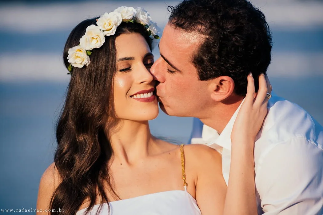 Ensaio na Praia de Iporanga, Ensaio de dia, ensaio na praia, pré wedding, ensaio de casal, fotos de casamento de dia, casamento pé na areia