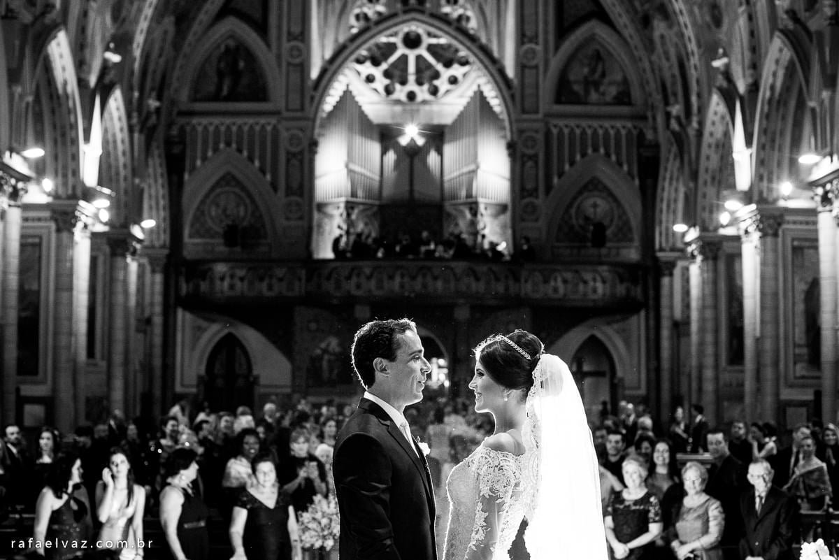 Casamento Camila Albino e Luiz Gustavo Senhorini, casamento em santos, casamento em são paulo, casamento no monte serrat, casamento tradicional, casamento a noite, casamento da dançarina do faustão, camila albino, fotografo de casamento sp, rafael vaz fotografo, casamento no embaré, casamento na basílica do embaré