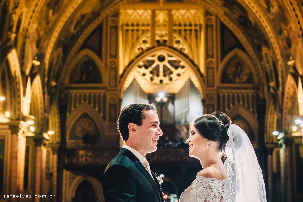 Casamento Camila Albino e Luiz Gustavo Senhorini, casamento em santos, casamento em são paulo, casamento no monte serrat, casamento tradicional, casamento a noite, casamento da dançarina do faustão, camila albino, fotografo de casamento sp, rafael vaz fotografo, casamento no embaré, casamento na basílica do embaré