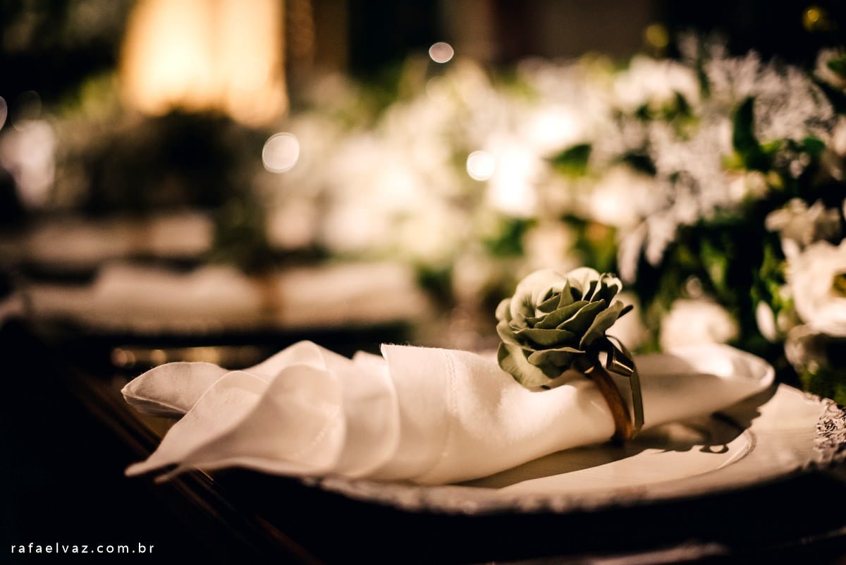 Casamento Camila Albino e Luiz Gustavo Senhorini, casamento em santos, casamento em são paulo, casamento no monte serrat, casamento tradicional, casamento a noite, casamento da dançarina do faustão, camila albino, fotografo de casamento sp, rafael vaz fotografo, casamento no embaré, casamento na basílica do embaré
