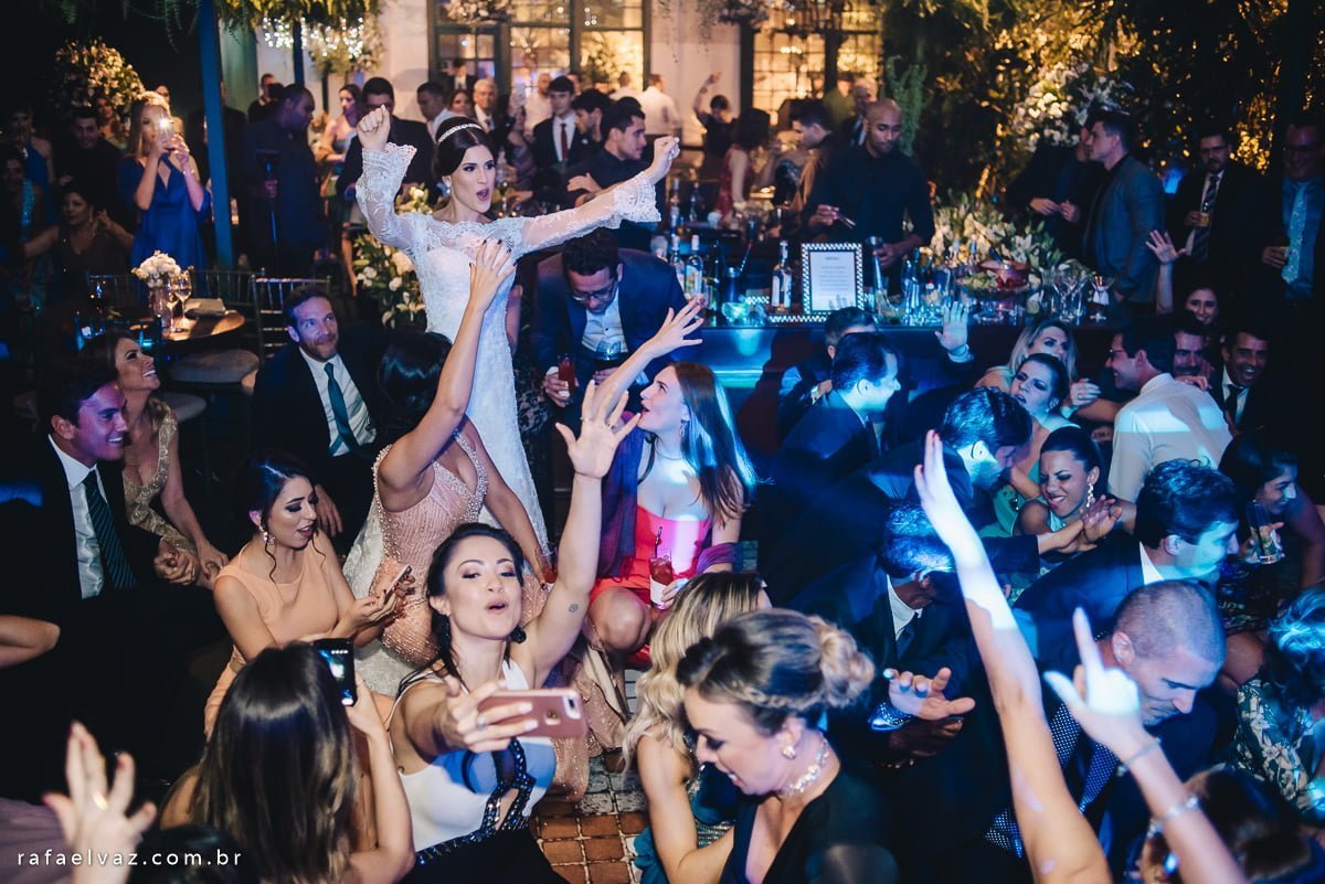 Casamento Camila Albino e Luiz Gustavo Senhorini, casamento em santos, casamento em são paulo, casamento no monte serrat, casamento tradicional, casamento a noite, casamento da dançarina do faustão, camila albino, fotografo de casamento sp, rafael vaz fotografo, casamento no embaré, casamento na basílica do embaré