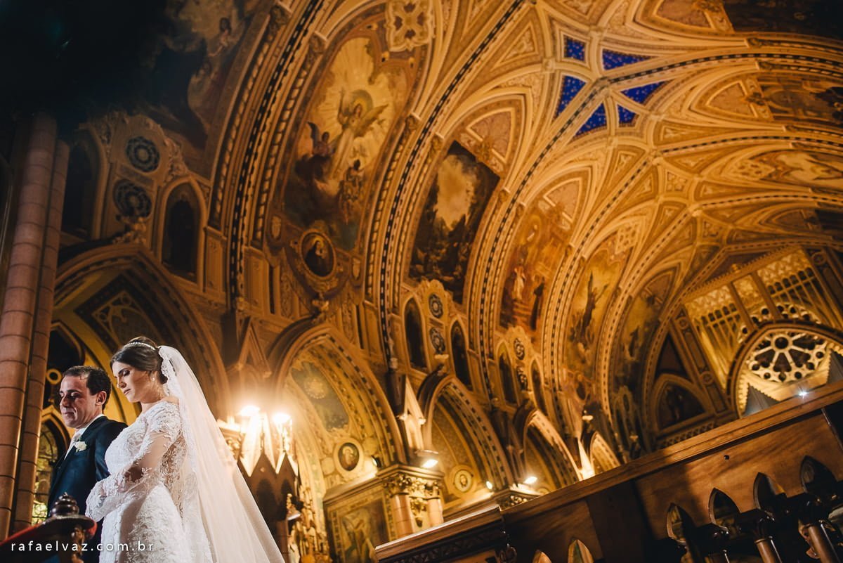 Casamento Camila Albino e Luiz Gustavo Senhorini, casamento em santos, casamento em são paulo, casamento no monte serrat, casamento tradicional, casamento a noite, casamento da dançarina do faustão, camila albino, fotografo de casamento sp, rafael vaz fotografo, casamento no embaré, casamento na basílica do embaré