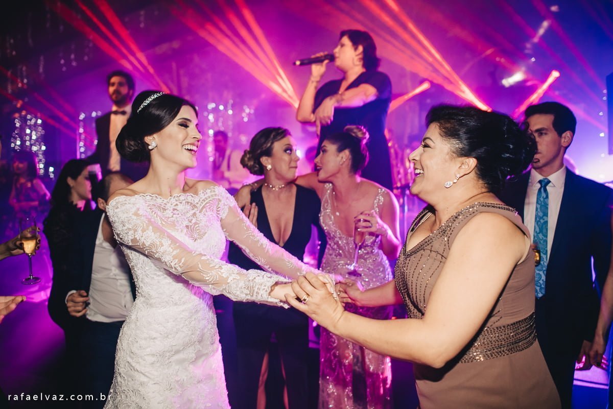 Casamento Camila Albino e Luiz Gustavo Senhorini, casamento em santos, casamento em são paulo, casamento no monte serrat, casamento tradicional, casamento a noite, casamento da dançarina do faustão, camila albino, fotografo de casamento sp, rafael vaz fotografo, casamento no embaré, casamento na basílica do embaré