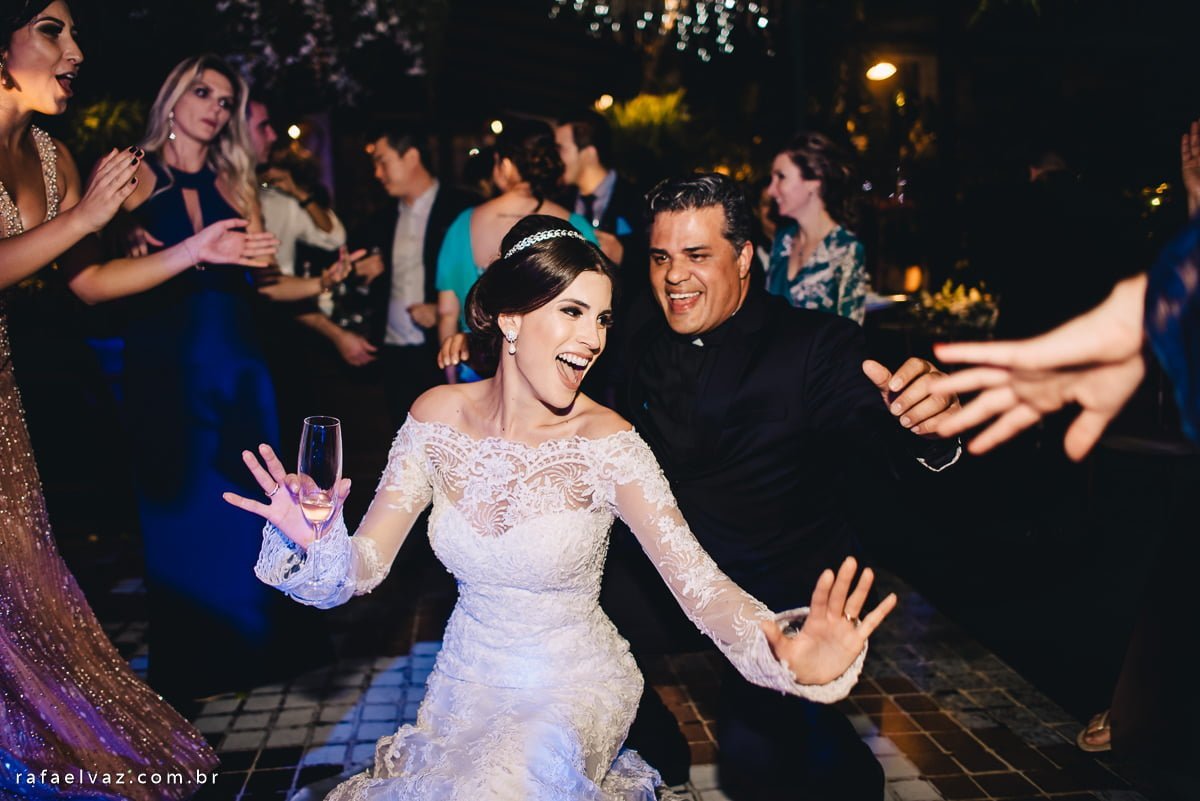 Casamento Camila Albino e Luiz Gustavo Senhorini, casamento em santos, casamento em são paulo, casamento no monte serrat, casamento tradicional, casamento a noite, casamento da dançarina do faustão, camila albino, fotografo de casamento sp, rafael vaz fotografo, casamento no embaré, casamento na basílica do embaré
