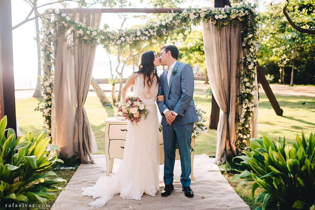Casamento no reserva Tambá, casamento nathália e victor, casamento na praia, casamento pé na areia, casamento de dia, casar de dia, vestida de noiva
