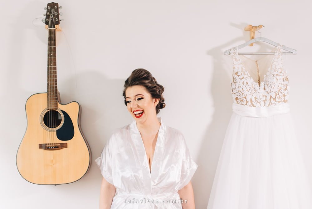 Casamento simples e elegante, casamento simples na igreja, casamento em casa, making of em casa, decoração de casamento simples, fotografia de casamento em santos, fotografia de casamento em igreja, fotógrafo de casamento, fotografo de casamento sp, rafael vaz fotografia