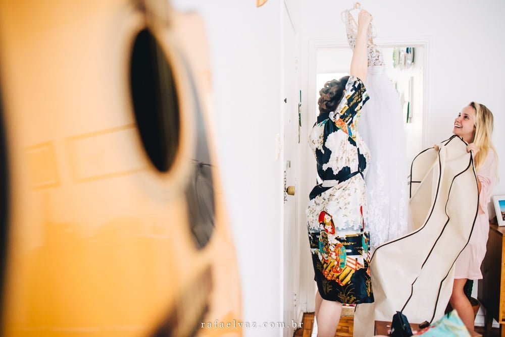 Casamento simples e elegante, casamento simples na igreja, casamento em casa, making of em casa, decoração de casamento simples, fotografia de casamento em santos, fotografia de casamento em igreja, fotógrafo de casamento, fotografo de casamento sp, rafael vaz fotografia