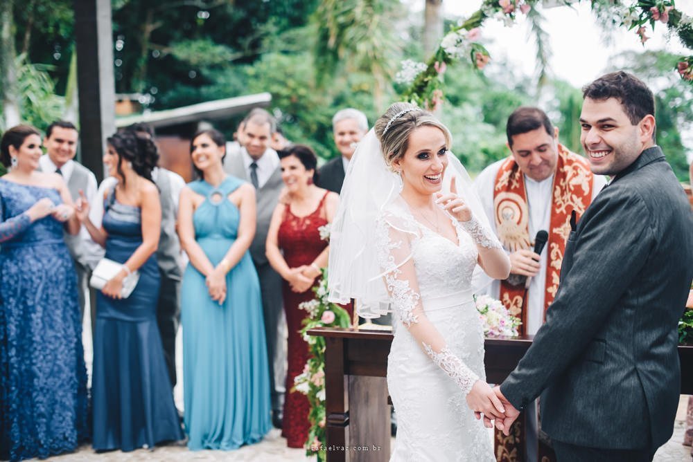 Casamento na Mansão da Ilha, Casamento no Ilha Porchat, casamento em salão de dia, casamento em santos de dia, casamento de dia, casamento em buffet de dia, making of no salão, decoração de casamento de dia, casamento no ilha porchat em santos, fotos de casamento de dia, rafael vaz fotografia, fotografia de casamento de dia, fotos de casamento de dia