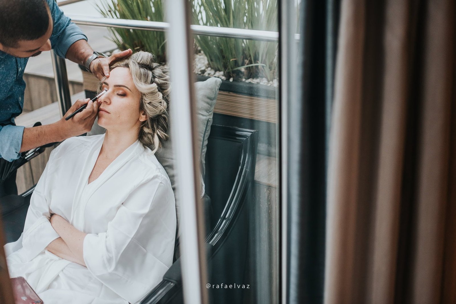 Casamento com neymar, neymar no casamento, casamento gabi e léo, casamento a noite, casamento na igreja, casamento na igreja do valongo, casamento com famoso, casamento com wesley safadão, casamento com safadão, neymar e bruna marquezine, neymar e bruna marquezine no casamento, casamento de jogador de futebol, casamento em santos, Rafael vaz fotografia, fotógrafo de famosos, david brasil, casamento de famosos, casamento do léo do santos, neymar e bruna marquezine padrinhos