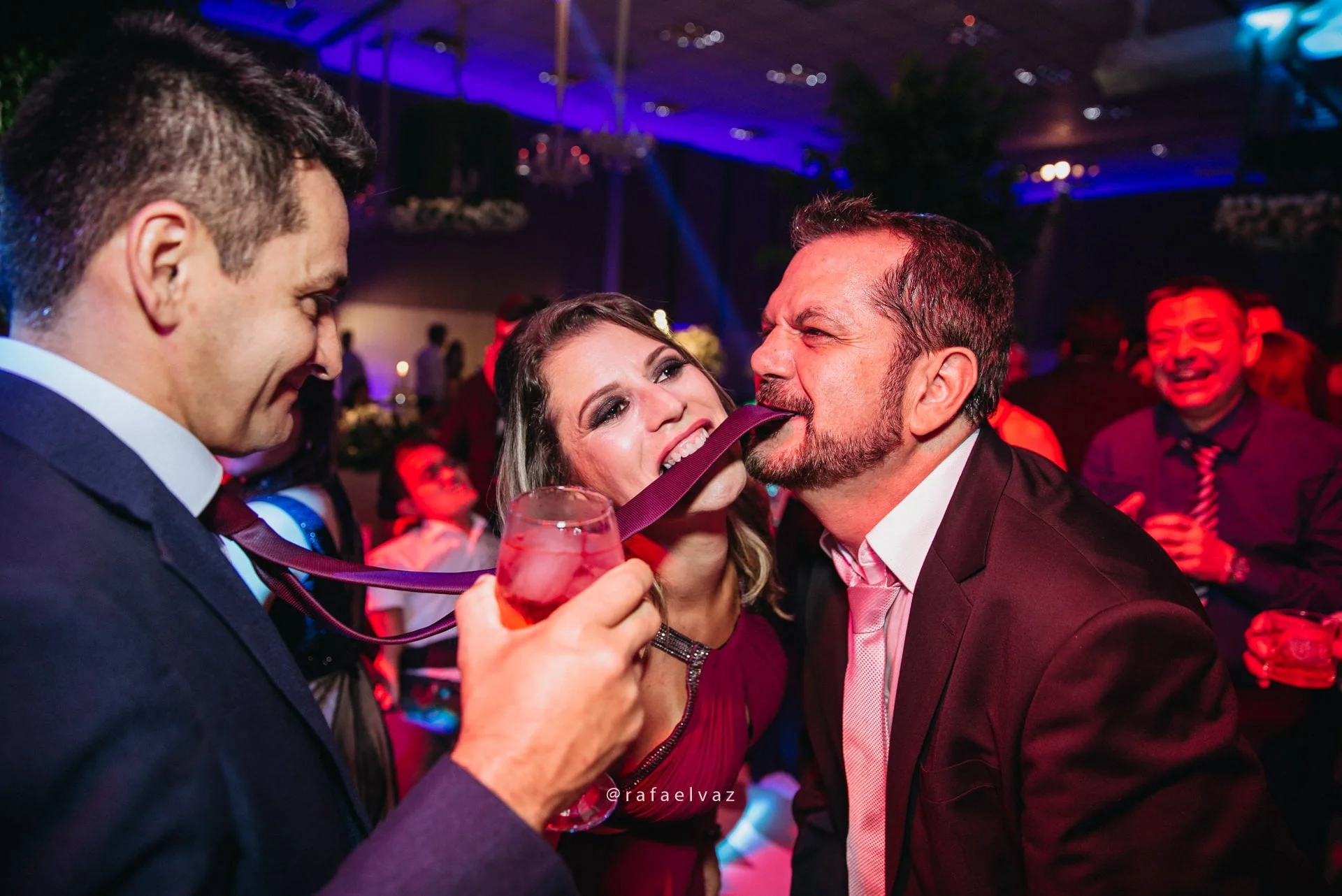 casamento classico romantico, casamento classico a noite, casamento tradicional, casamento a noite, decoracao de casamento a noite, decoracao de casamento classico, decoracao classica e romantica, convite de casamento, casamento thayana e diego, fotografo de casamento santos, fotografo de casamento sp, rafael vaz fotografia, casamento na igreja do embare, casamento em santos, casamento em igreja