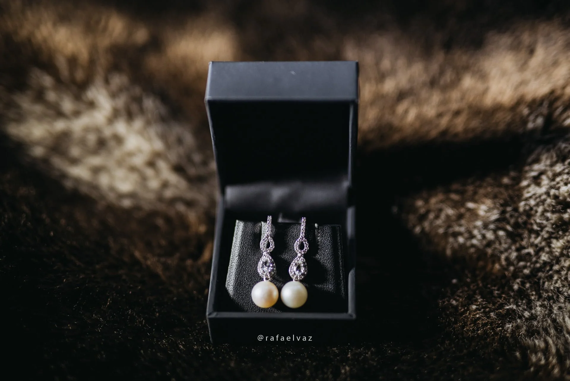 casamento classico romantico, casamento classico a noite, casamento tradicional, casamento a noite, decoracao de casamento a noite, decoracao de casamento classico, decoracao classica e romantica, convite de casamento, casamento thayana e diego, fotografo de casamento santos, fotografo de casamento sp, rafael vaz fotografia, casamento na igreja do embare, casamento em santos, casamento em igreja