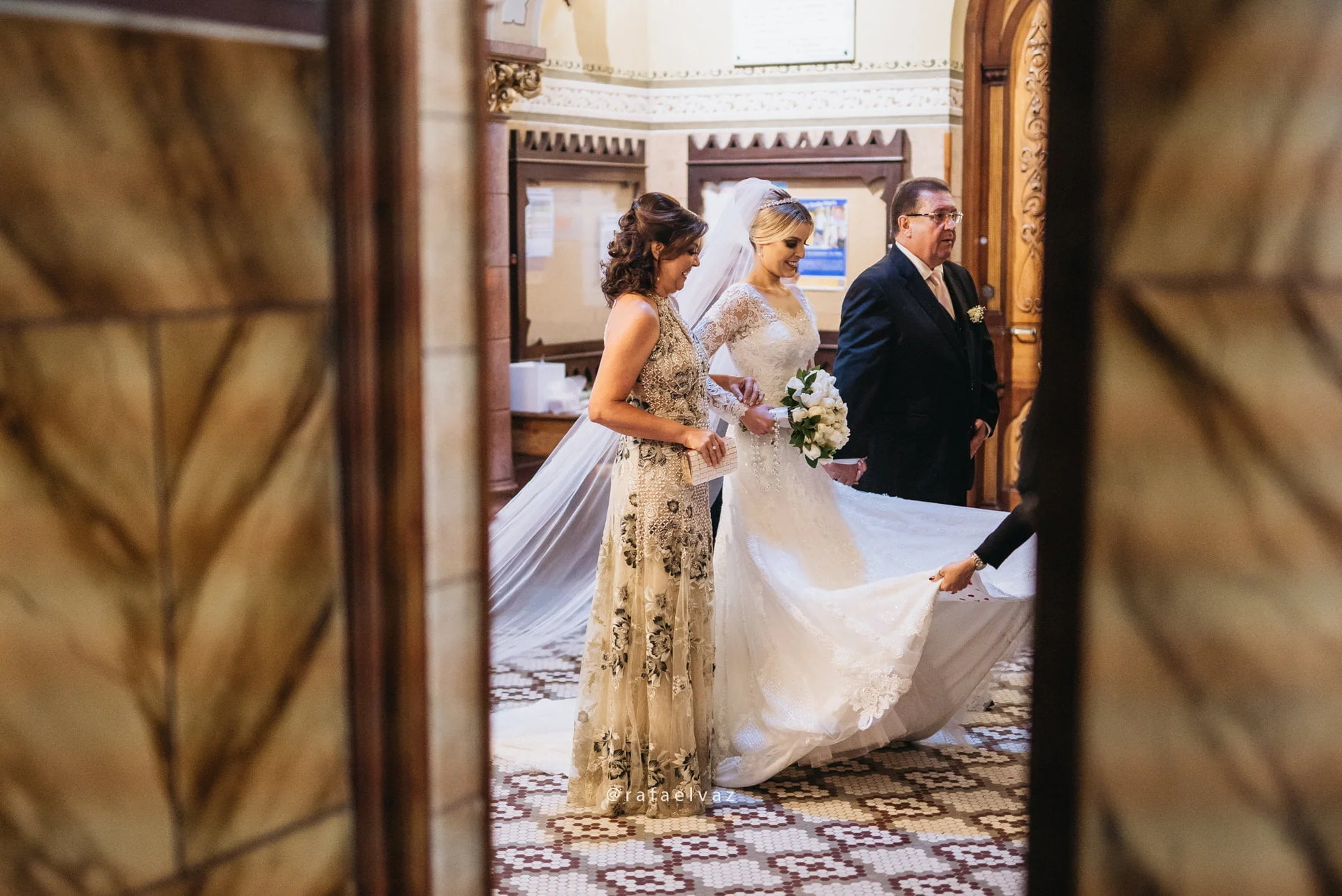 casamento classico romantico, casamento classico a noite, casamento tradicional, casamento a noite, decoracao de casamento a noite, decoracao de casamento classico, decoracao classica e romantica, convite de casamento, casamento thayana e diego, fotografo de casamento santos, fotografo de casamento sp, rafael vaz fotografia, casamento na igreja do embare, casamento em santos, casamento em igreja