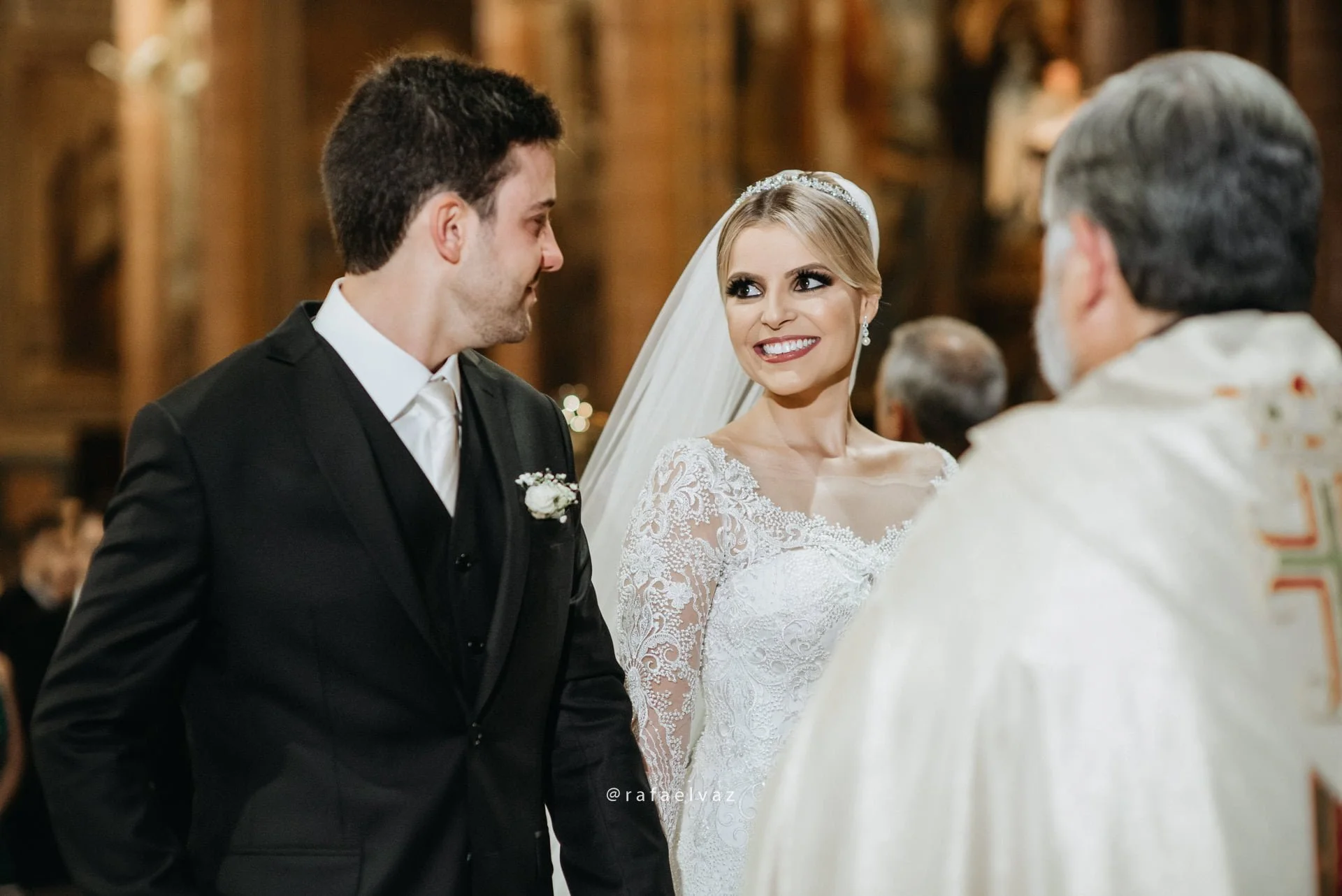 casamento classico romantico, casamento classico a noite, casamento tradicional, casamento a noite, decoracao de casamento a noite, decoracao de casamento classico, decoracao classica e romantica, convite de casamento, casamento thayana e diego, fotografo de casamento santos, fotografo de casamento sp, rafael vaz fotografia, casamento na igreja do embare, casamento em santos, casamento em igreja