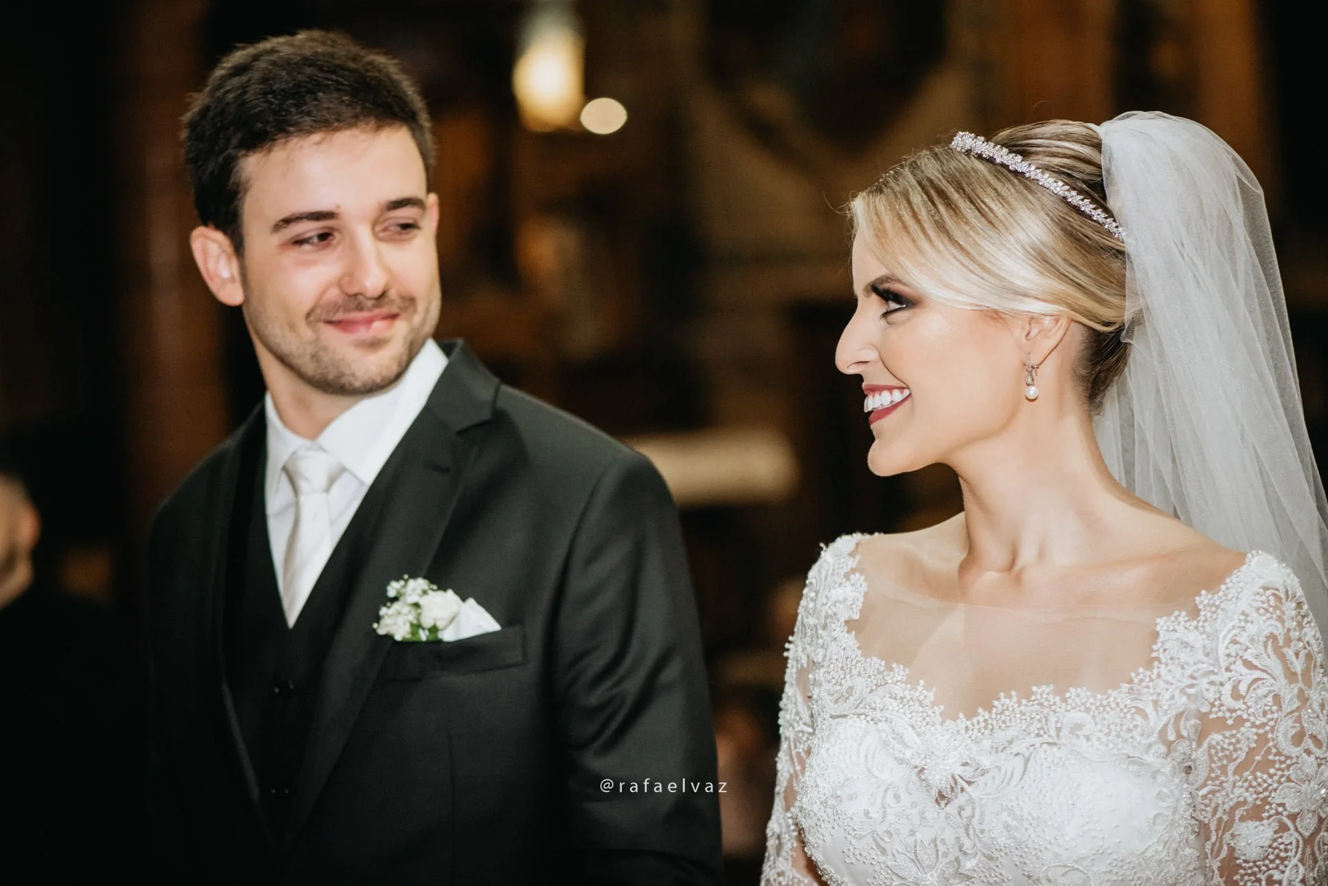 casamento classico romantico, casamento classico a noite, casamento tradicional, casamento a noite, decoracao de casamento a noite, decoracao de casamento classico, decoracao classica e romantica, convite de casamento, casamento thayana e diego, fotografo de casamento santos, fotografo de casamento sp, rafael vaz fotografia, casamento na igreja do embare, casamento em santos, casamento em igreja