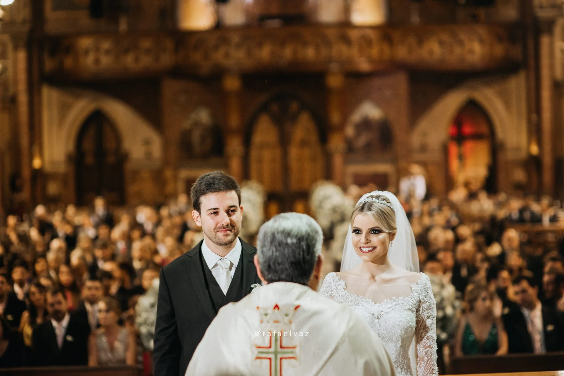 casamento classico romantico, casamento classico a noite, casamento tradicional, casamento a noite, decoracao de casamento a noite, decoracao de casamento classico, decoracao classica e romantica, convite de casamento, casamento thayana e diego, fotografo de casamento santos, fotografo de casamento sp, rafael vaz fotografia, casamento na igreja do embare, casamento em santos, casamento em igreja