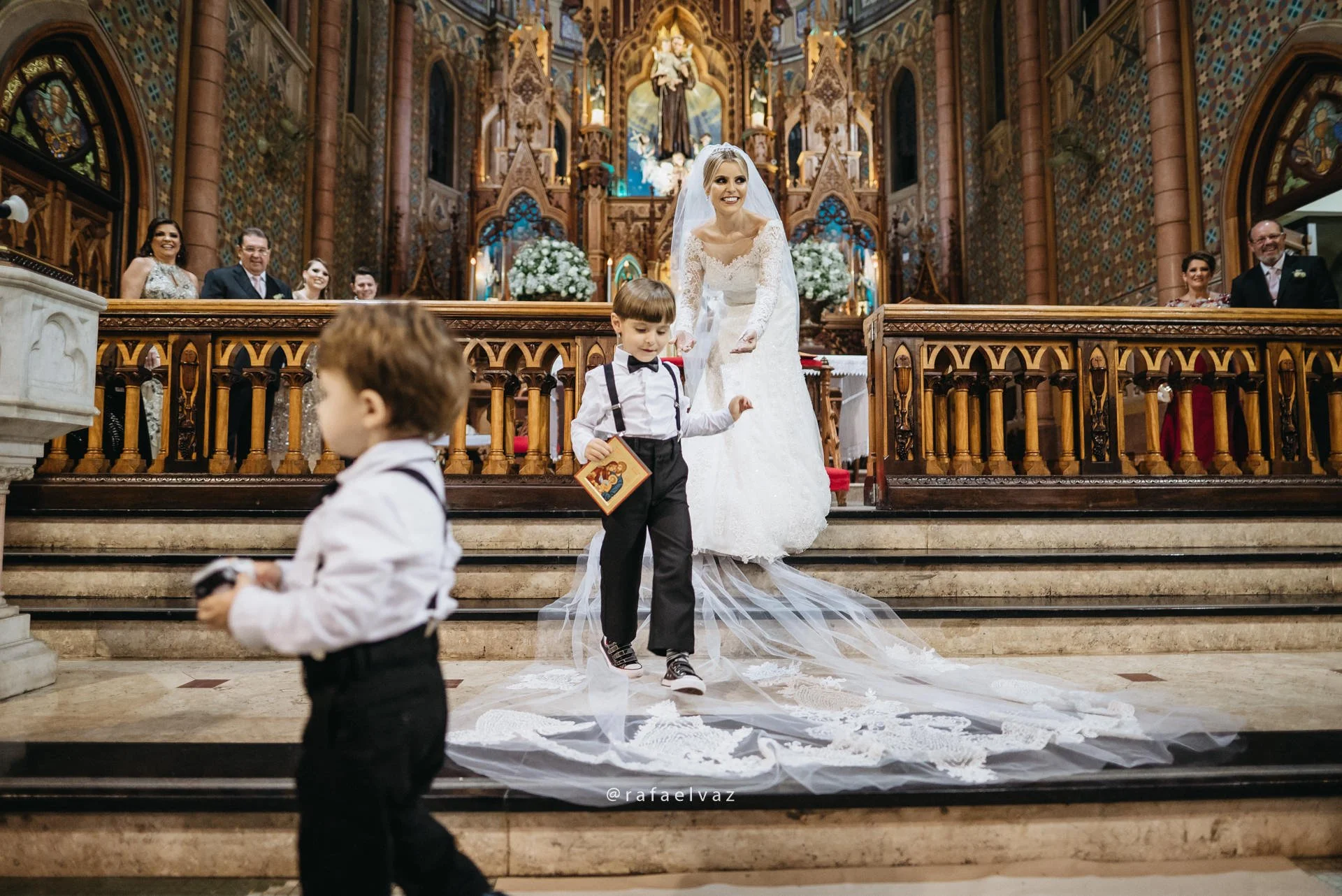 casamento classico romantico, casamento classico a noite, casamento tradicional, casamento a noite, decoracao de casamento a noite, decoracao de casamento classico, decoracao classica e romantica, convite de casamento, casamento thayana e diego, fotografo de casamento santos, fotografo de casamento sp, rafael vaz fotografia, casamento na igreja do embare, casamento em santos, casamento em igreja