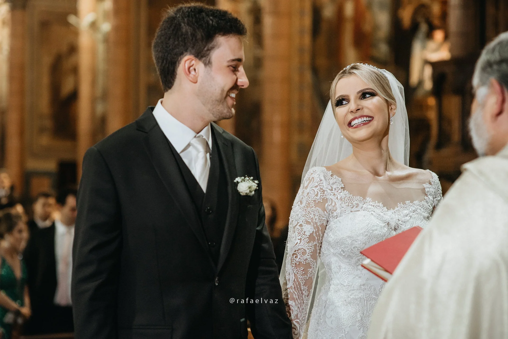 casamento classico romantico, casamento classico a noite, casamento tradicional, casamento a noite, decoracao de casamento a noite, decoracao de casamento classico, decoracao classica e romantica, convite de casamento, casamento thayana e diego, fotografo de casamento santos, fotografo de casamento sp, rafael vaz fotografia, casamento na igreja do embare, casamento em santos, casamento em igreja