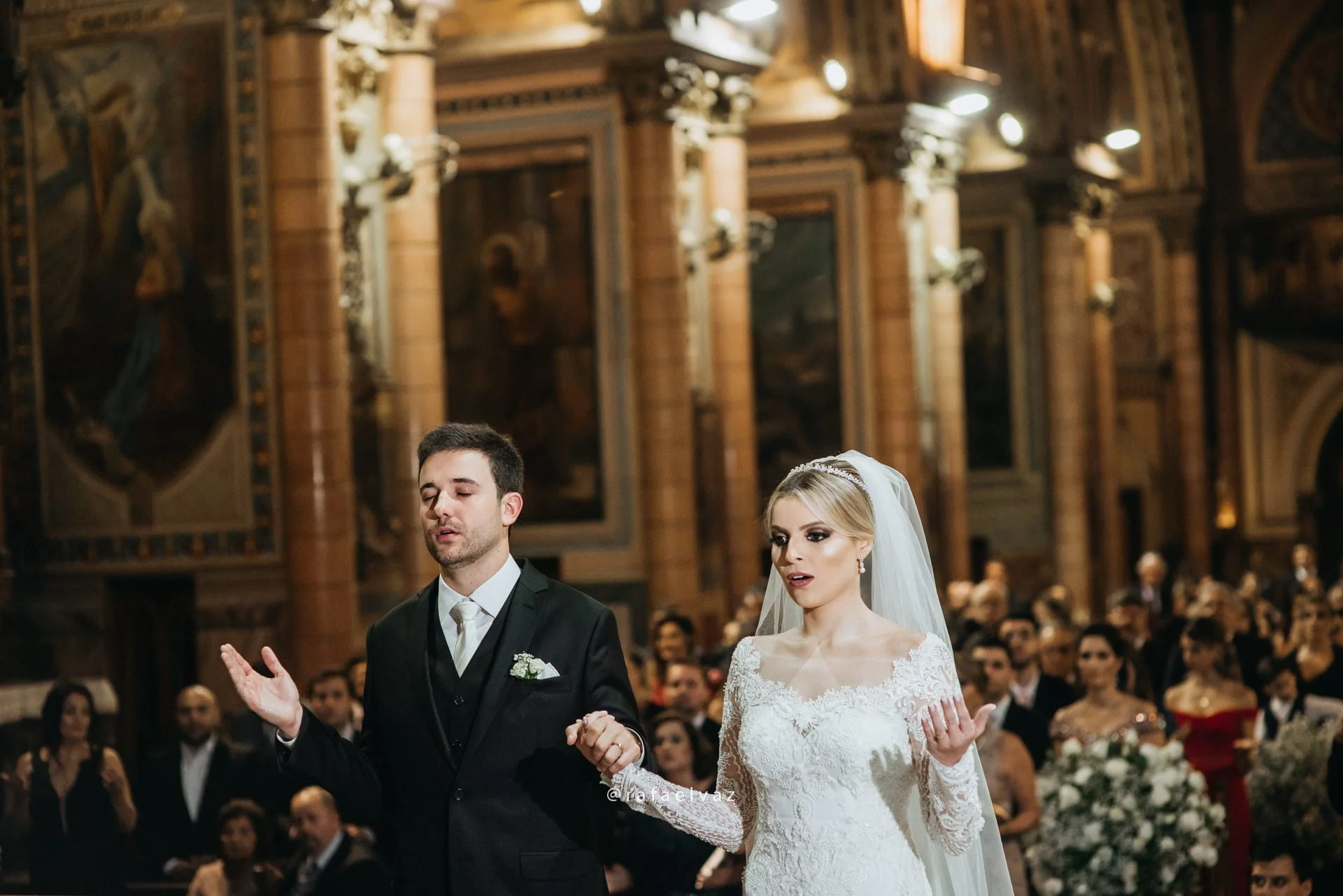 casamento classico romantico, casamento classico a noite, casamento tradicional, casamento a noite, decoracao de casamento a noite, decoracao de casamento classico, decoracao classica e romantica, convite de casamento, casamento thayana e diego, fotografo de casamento santos, fotografo de casamento sp, rafael vaz fotografia, casamento na igreja do embare, casamento em santos, casamento em igreja