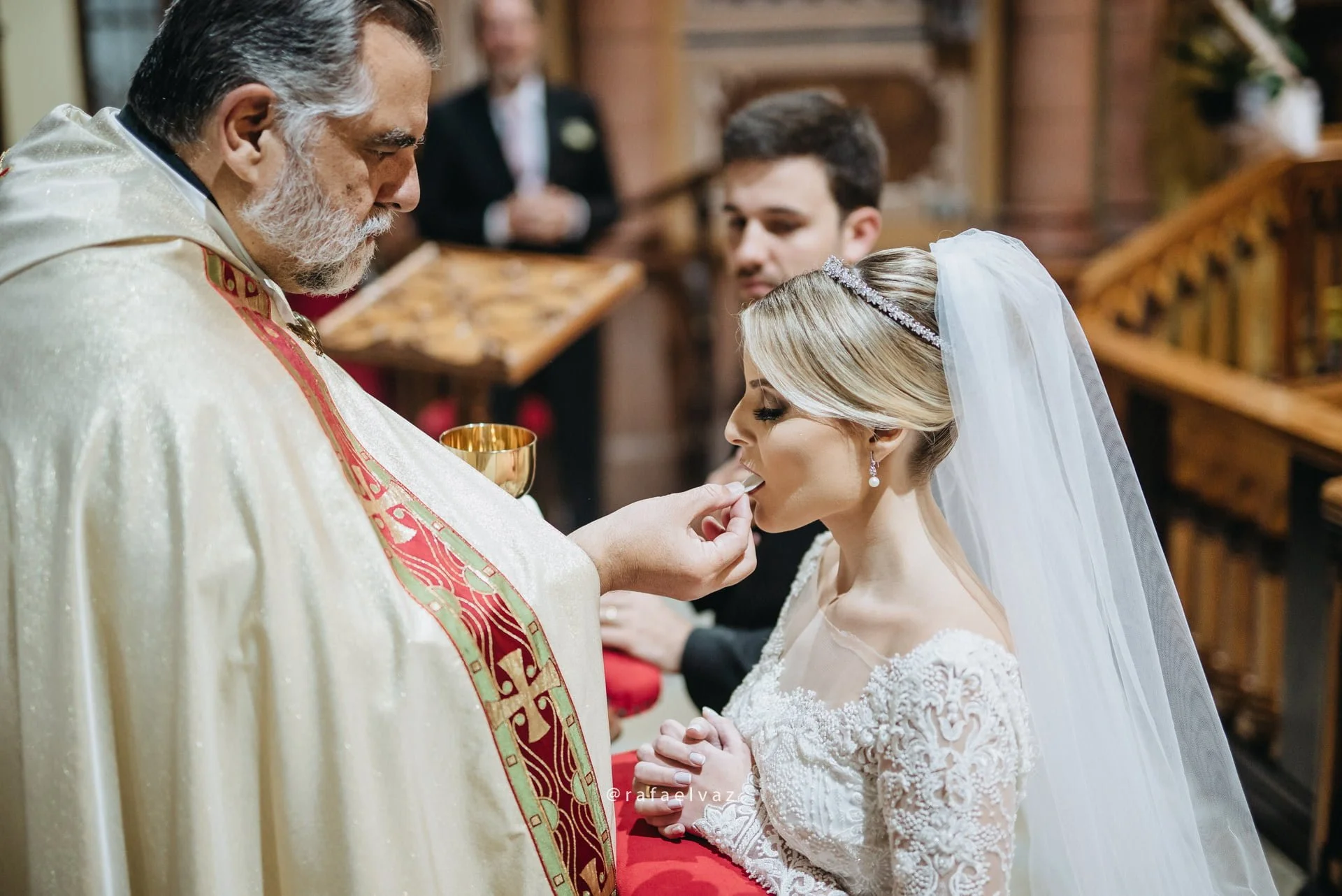 casamento classico romantico, casamento classico a noite, casamento tradicional, casamento a noite, decoracao de casamento a noite, decoracao de casamento classico, decoracao classica e romantica, convite de casamento, casamento thayana e diego, fotografo de casamento santos, fotografo de casamento sp, rafael vaz fotografia, casamento na igreja do embare, casamento em santos, casamento em igreja