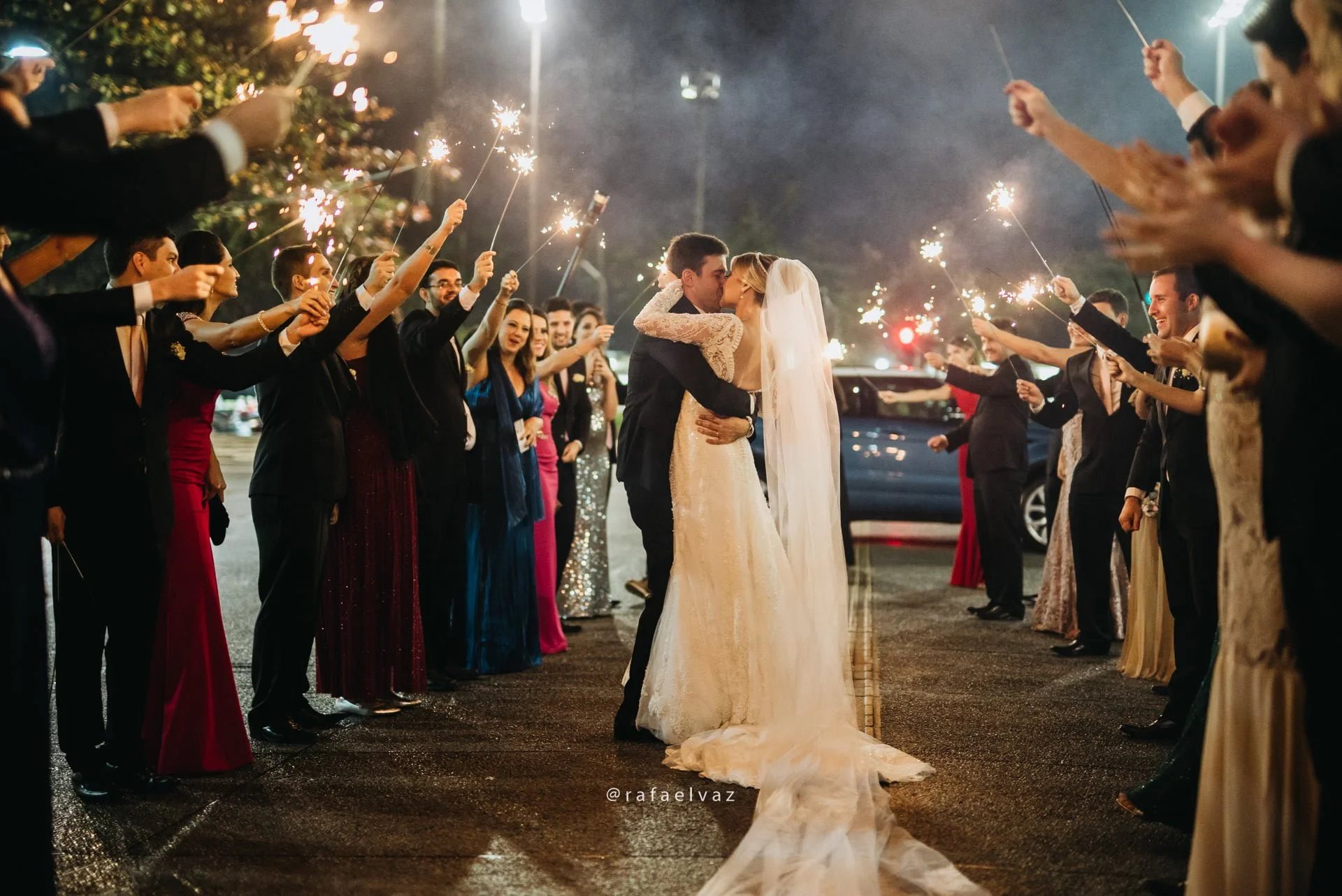 casamento classico romantico, casamento classico a noite, casamento tradicional, casamento a noite, decoracao de casamento a noite, decoracao de casamento classico, decoracao classica e romantica, convite de casamento, casamento thayana e diego, fotografo de casamento santos, fotografo de casamento sp, rafael vaz fotografia, casamento na igreja do embare, casamento em santos, casamento em igreja