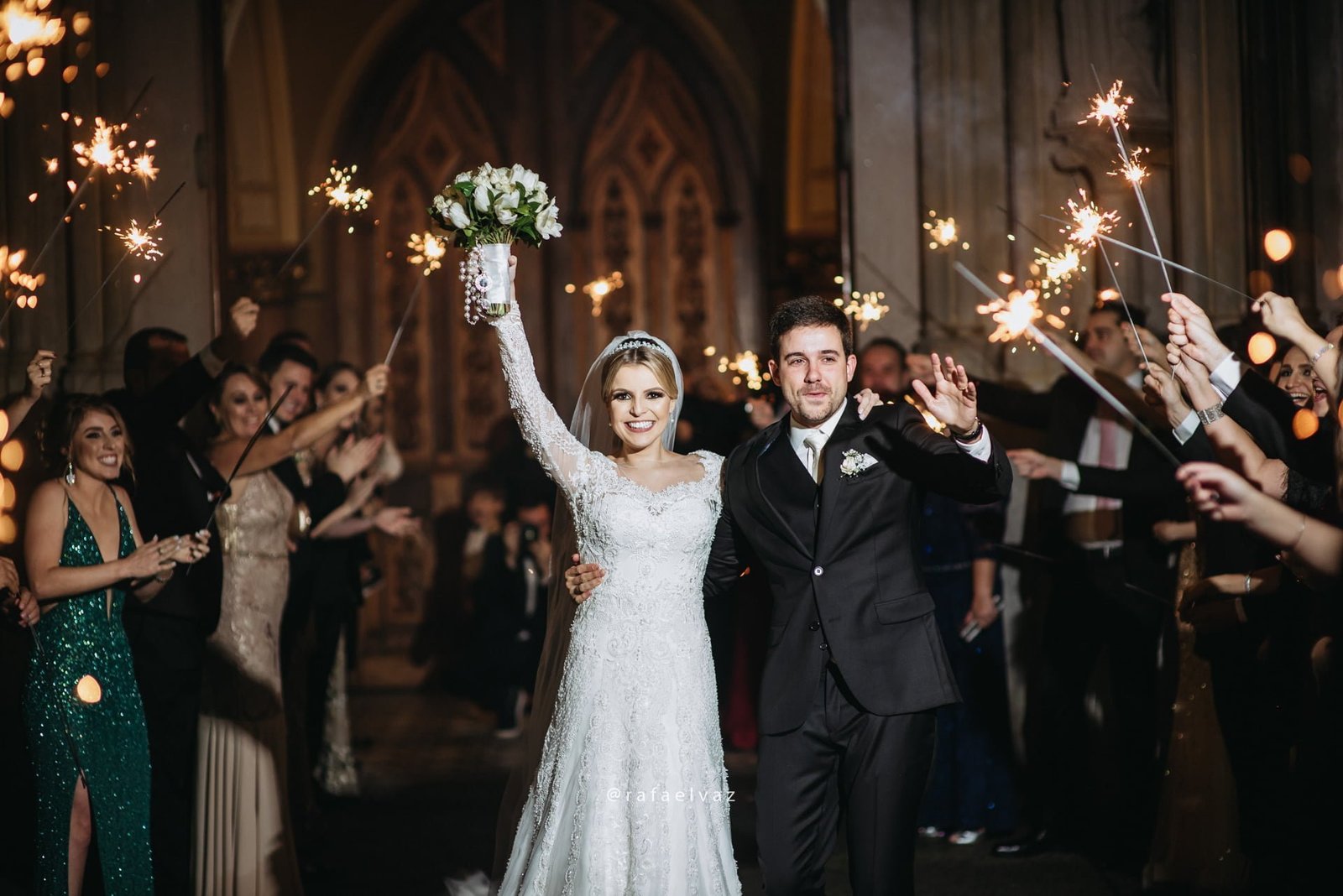 casamento classico romantico, casamento classico a noite, casamento tradicional, casamento a noite, decoracao de casamento a noite, decoracao de casamento classico, decoracao classica e romantica, convite de casamento, casamento thayana e diego, fotografo de casamento santos, fotografo de casamento sp, rafael vaz fotografia, casamento na igreja do embare, casamento em santos, casamento em igreja