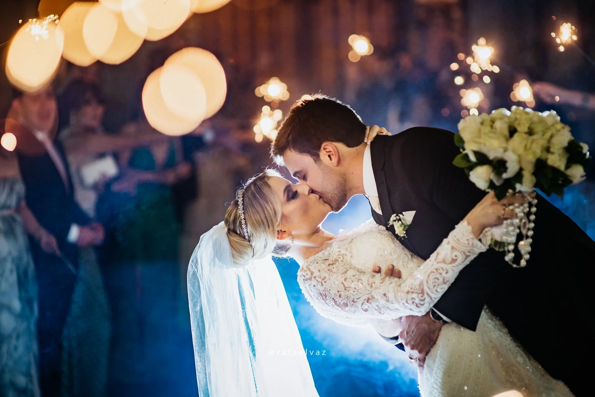 casamento classico romantico, casamento classico a noite, casamento tradicional, casamento a noite, decoracao de casamento a noite, decoracao de casamento classico, decoracao classica e romantica, convite de casamento, casamento thayana e diego, fotografo de casamento santos, fotografo de casamento sp, rafael vaz fotografia, casamento na igreja do embare, casamento em santos, casamento em igreja