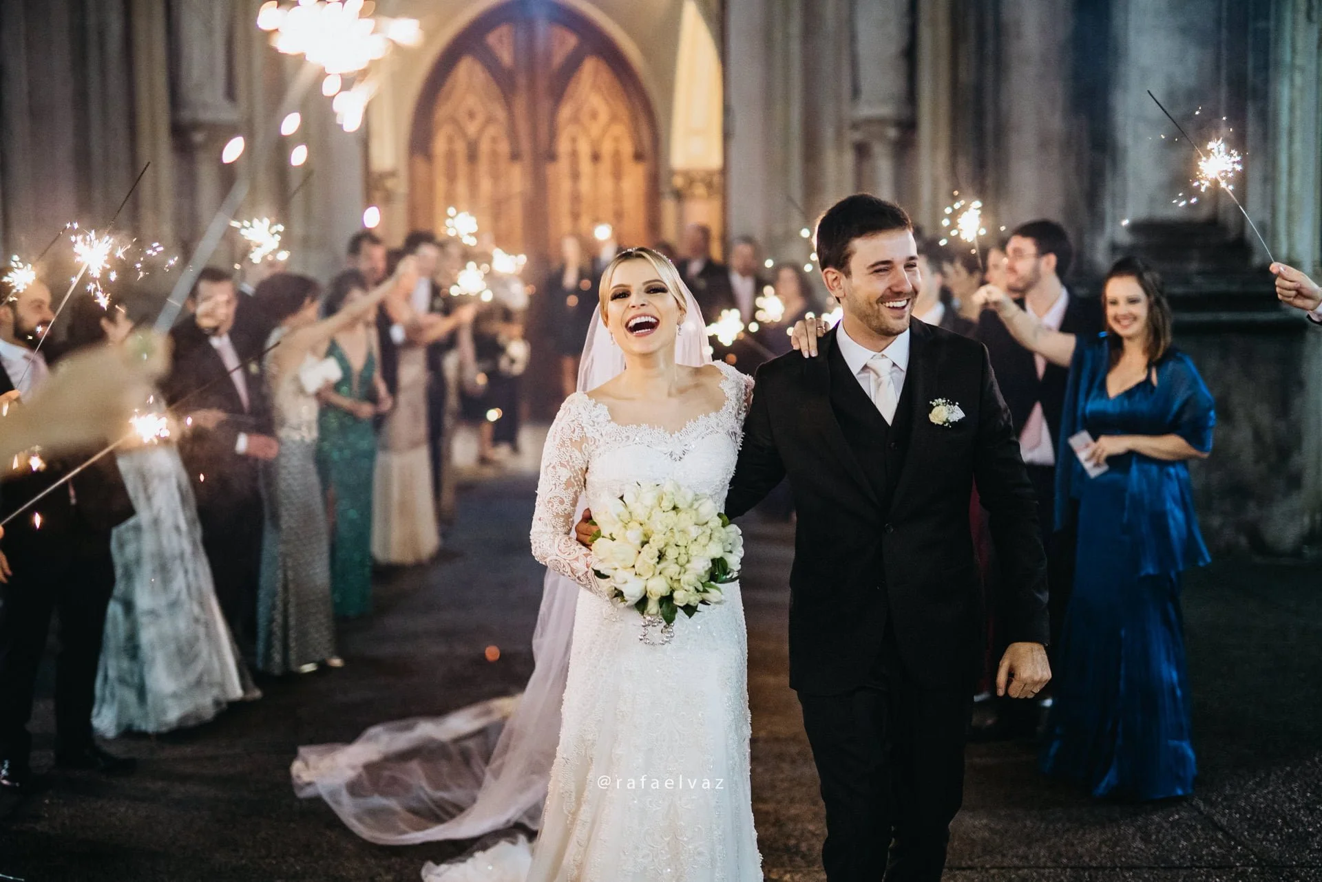 casamento classico romantico, casamento classico a noite, casamento tradicional, casamento a noite, decoracao de casamento a noite, decoracao de casamento classico, decoracao classica e romantica, convite de casamento, casamento thayana e diego, fotografo de casamento santos, fotografo de casamento sp, rafael vaz fotografia, casamento na igreja do embare, casamento em santos, casamento em igreja