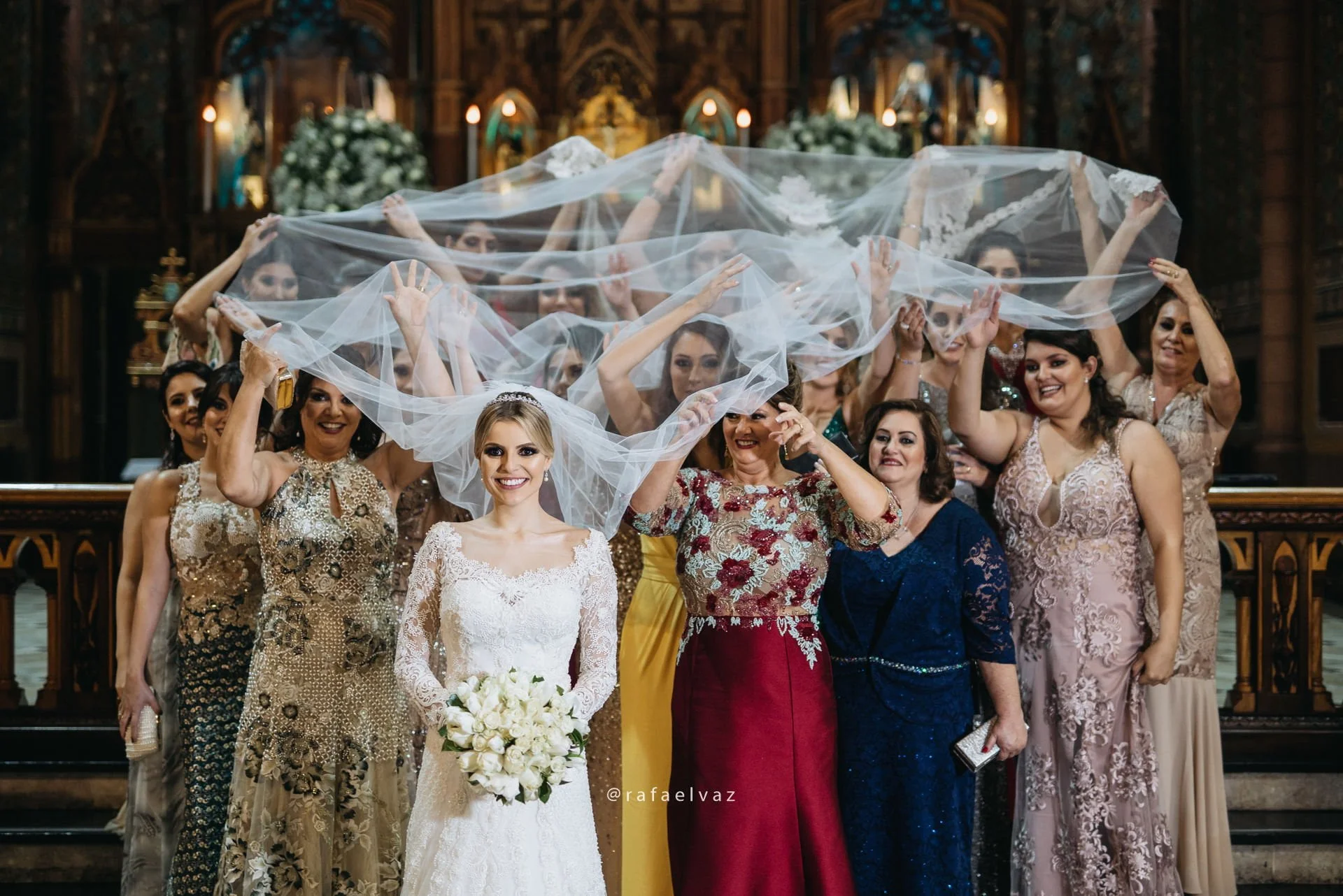 casamento classico romantico, casamento classico a noite, casamento tradicional, casamento a noite, decoracao de casamento a noite, decoracao de casamento classico, decoracao classica e romantica, convite de casamento, casamento thayana e diego, fotografo de casamento santos, fotografo de casamento sp, rafael vaz fotografia, casamento na igreja do embare, casamento em santos, casamento em igreja