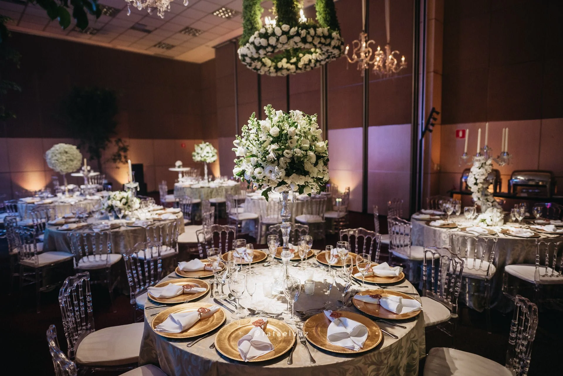 casamento classico romantico, casamento classico a noite, casamento tradicional, casamento a noite, decoracao de casamento a noite, decoracao de casamento classico, decoracao classica e romantica, convite de casamento, casamento thayana e diego, fotografo de casamento santos, fotografo de casamento sp, rafael vaz fotografia, casamento na igreja do embare, casamento em santos, casamento em igreja