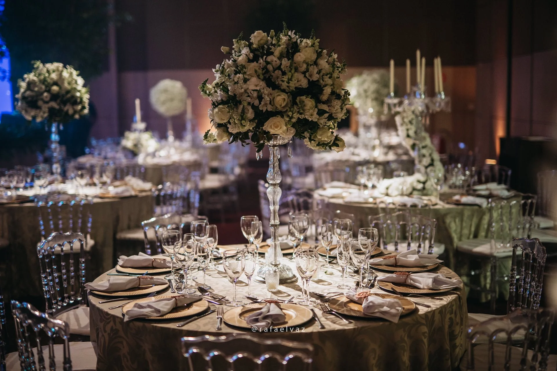 casamento classico romantico, casamento classico a noite, casamento tradicional, casamento a noite, decoracao de casamento a noite, decoracao de casamento classico, decoracao classica e romantica, convite de casamento, casamento thayana e diego, fotografo de casamento santos, fotografo de casamento sp, rafael vaz fotografia, casamento na igreja do embare, casamento em santos, casamento em igreja