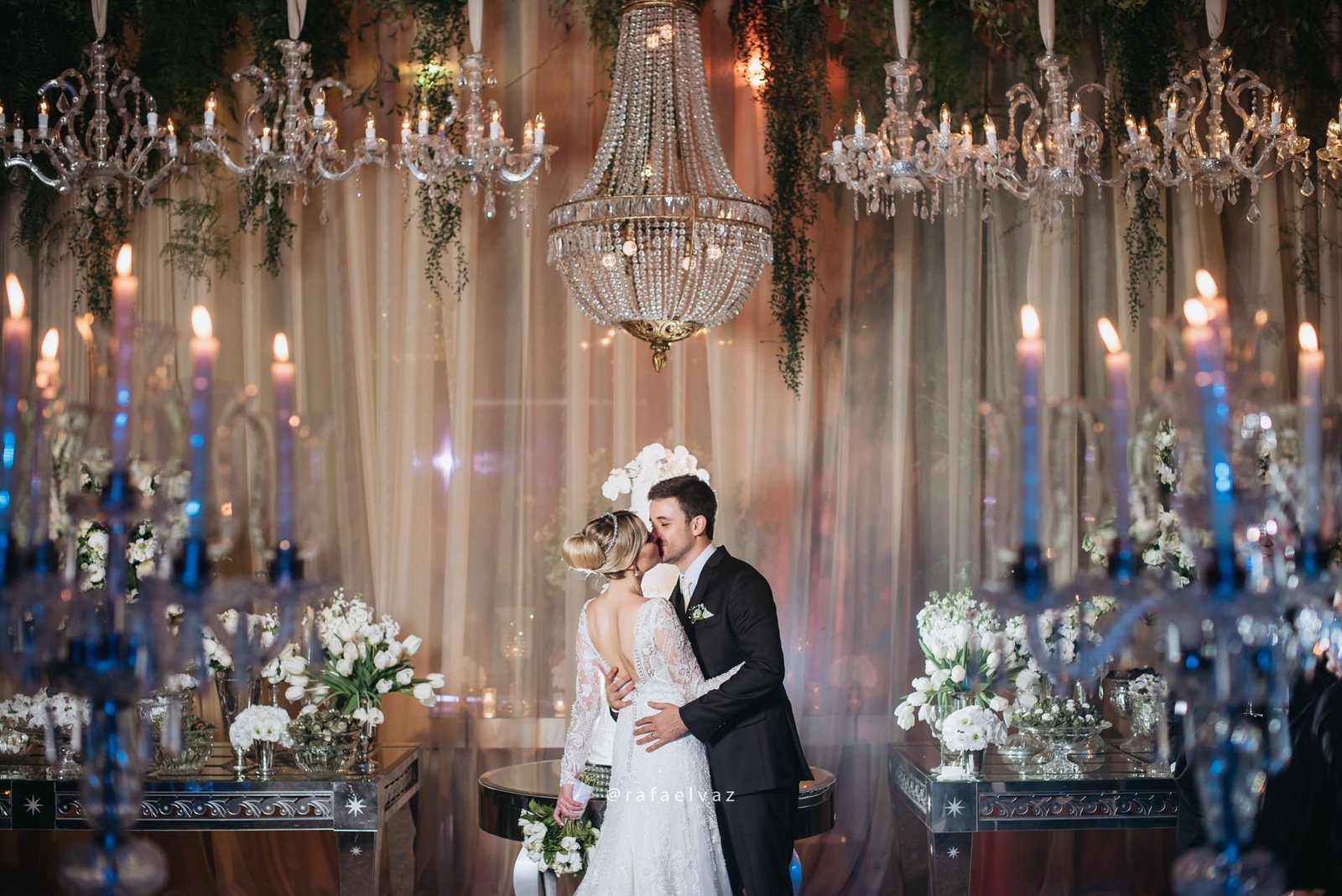 casamento classico romantico, casamento classico a noite, casamento tradicional, casamento a noite, decoracao de casamento a noite, decoracao de casamento classico, decoracao classica e romantica, convite de casamento, casamento thayana e diego, fotografo de casamento santos, fotografo de casamento sp, rafael vaz fotografia, casamento na igreja do embare, casamento em santos, casamento em igreja
