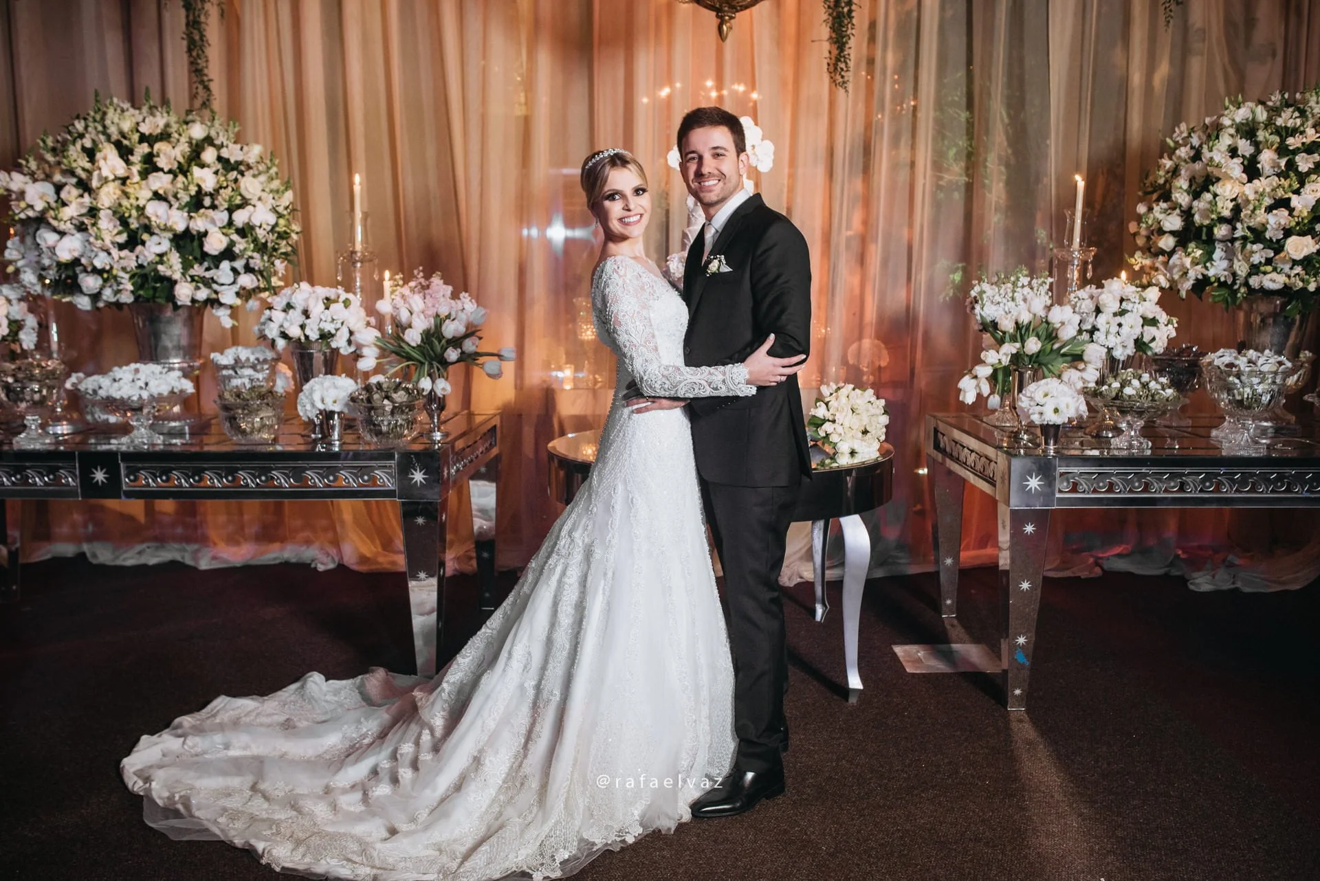 casamento classico romantico, casamento classico a noite, casamento tradicional, casamento a noite, decoracao de casamento a noite, decoracao de casamento classico, decoracao classica e romantica, convite de casamento, casamento thayana e diego, fotografo de casamento santos, fotografo de casamento sp, rafael vaz fotografia, casamento na igreja do embare, casamento em santos, casamento em igreja