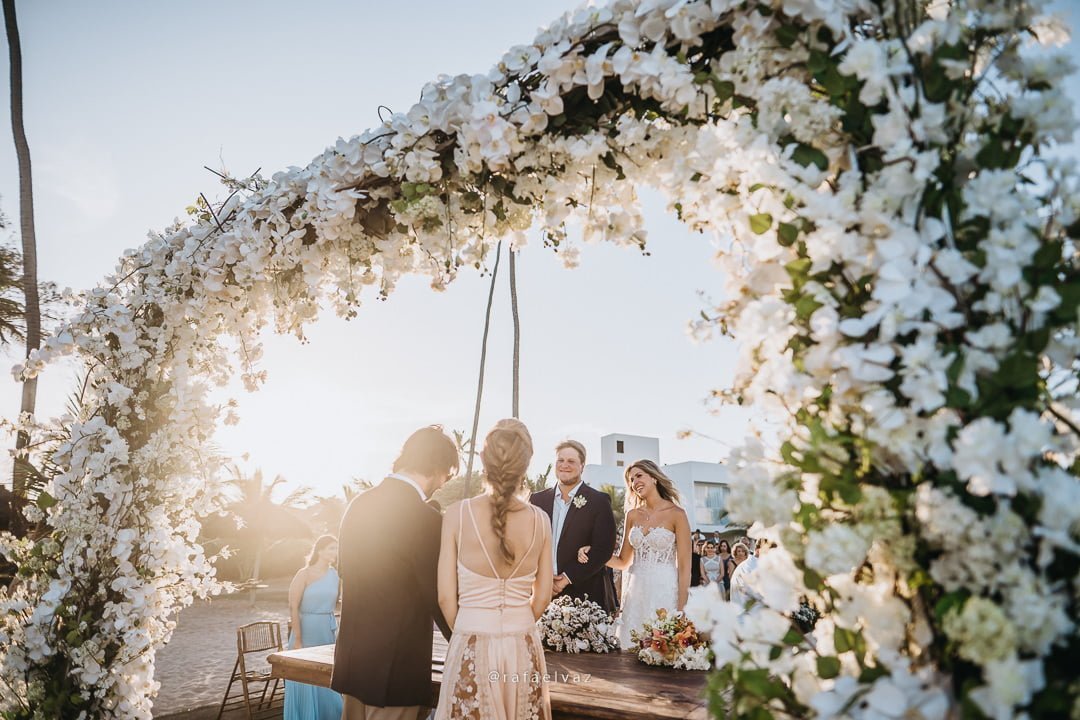 Casamento na bahia, casamento em salvador, casamento em itacimirim, casamento b blue, b blue beachouses, casamento na praia, casamento de dia, decoração de casamento, decoração de casamento b blue, fotos de casamento na bahia, fotos de casamento itacimirim