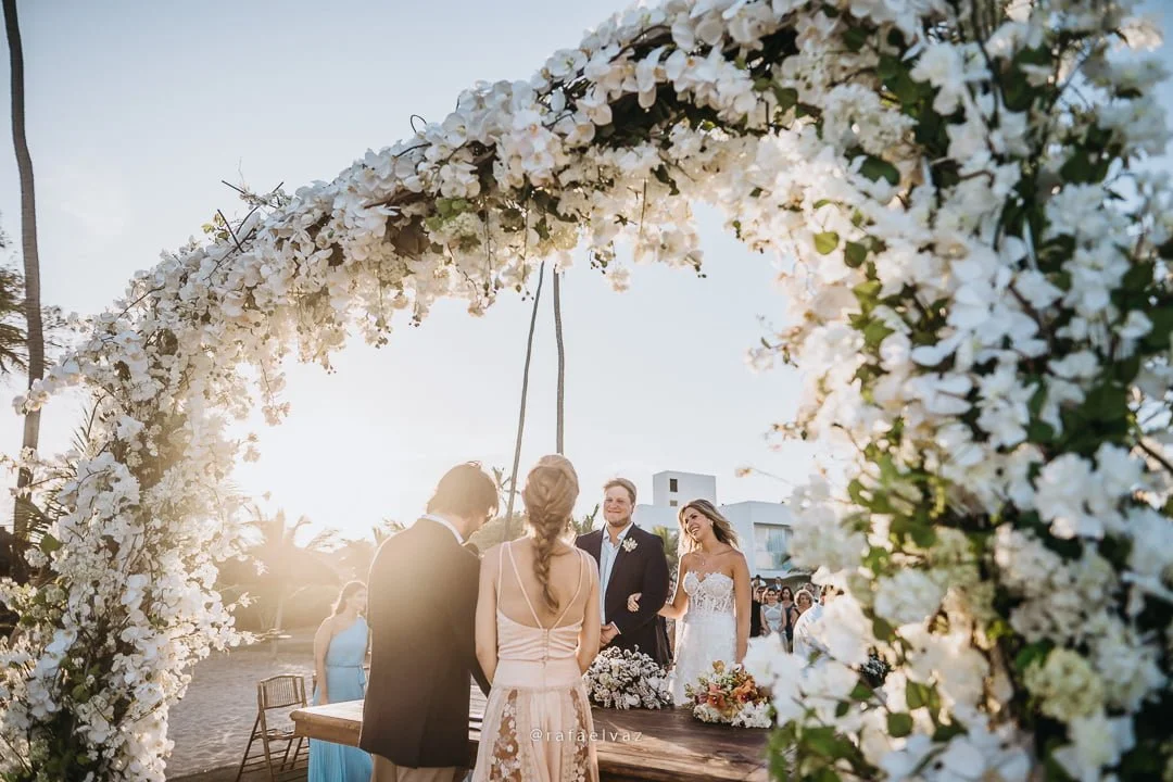 Casamento na bahia, casamento em salvador, casamento em itacimirim, casamento b blue, b blue beachouses, casamento na praia, casamento de dia, decoração de casamento, decoração de casamento b blue, fotos de casamento na bahia, fotos de casamento itacimirim
