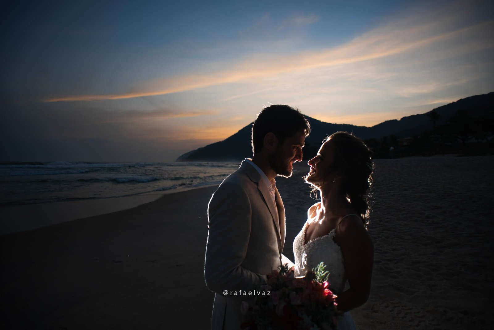 Casamento no Luai Cabanas, casamenta na praia, pé na areia, casamento em maresias, casar na praia, casar de dia, decoração de casamento na praia, casar em maresias, luai cabanas, fotos de casamento na praia