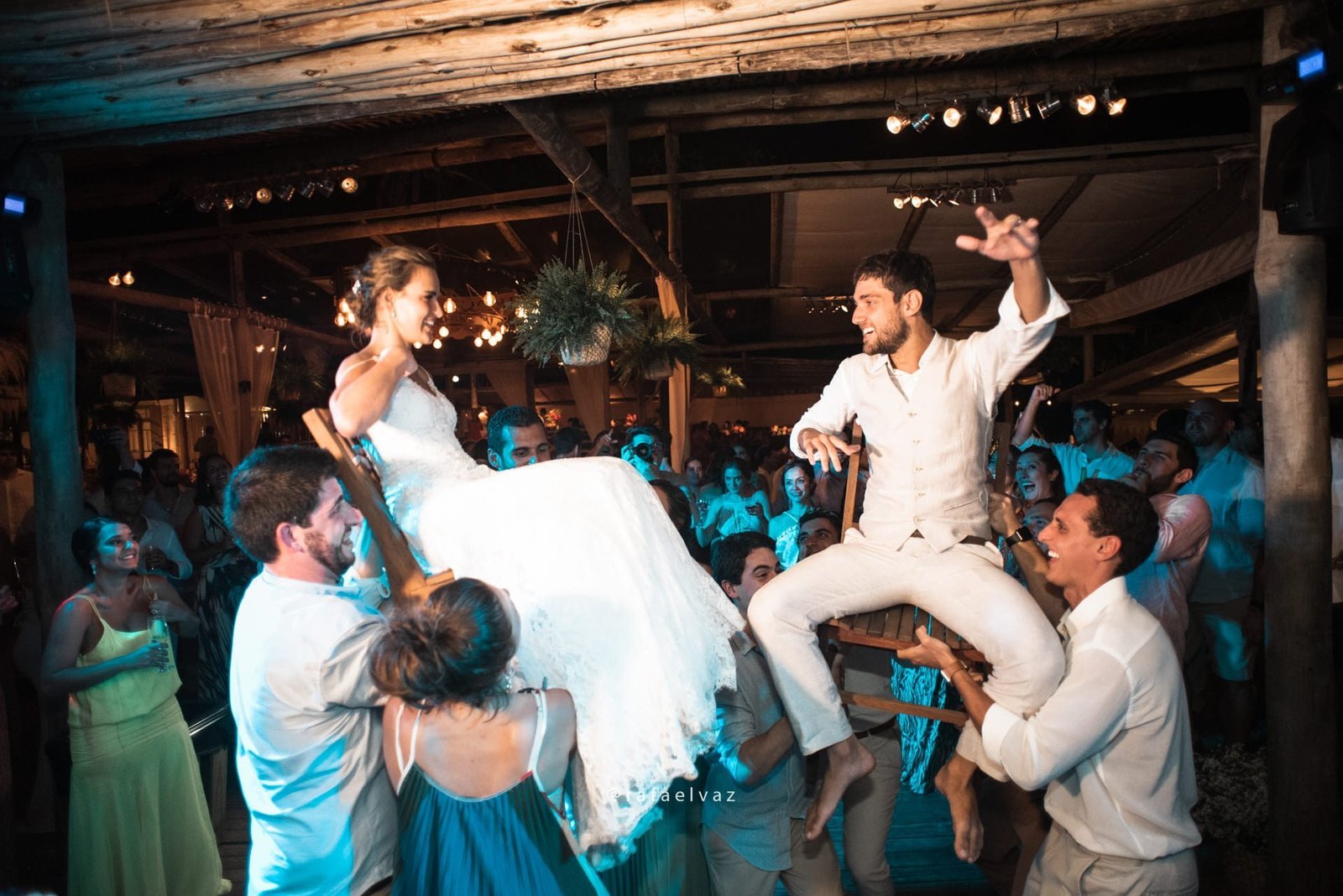 Casamento no Luai Cabanas, casamenta na praia, pé na areia, casamento em maresias, casar na praia, casar de dia, decoração de casamento na praia, casar em maresias, luai cabanas, fotos de casamento na praia